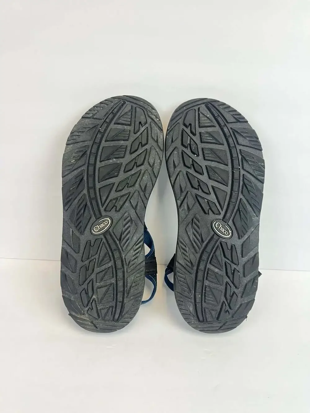 Chaco Z/2 Classic Men's Sport Sandals with Toe Loop, Blue/Black Size 12